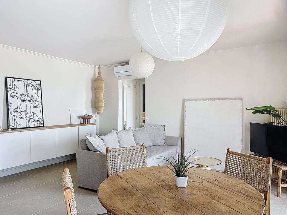 Azur Apartment in Cagnes-sur-Mer