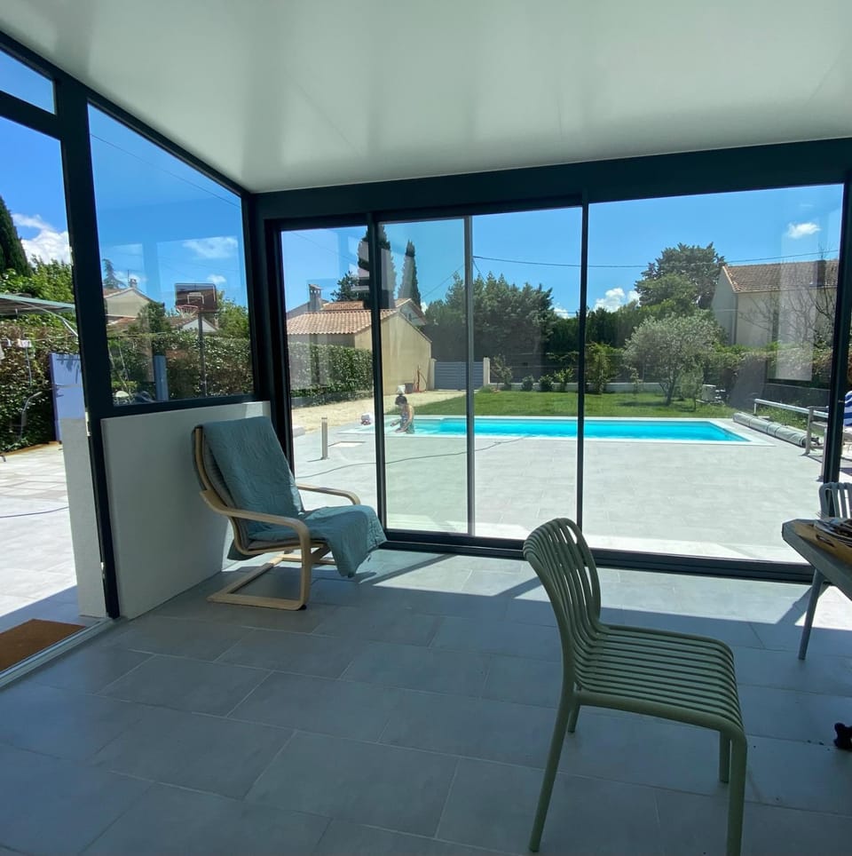 Dining area, Swimming pool