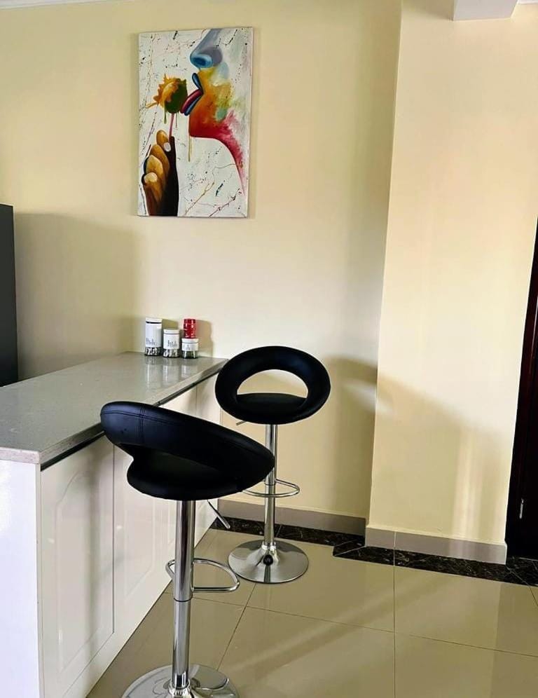 supreme living three bedroom apartment with swimming pool, fully equipped gym, ample parking space, child play area and unbeatable city views i Apartment in Nairobi