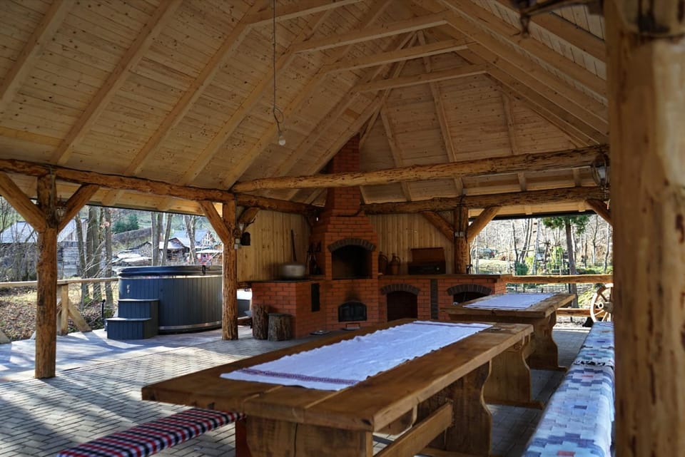 BBQ facilities, Dining area
