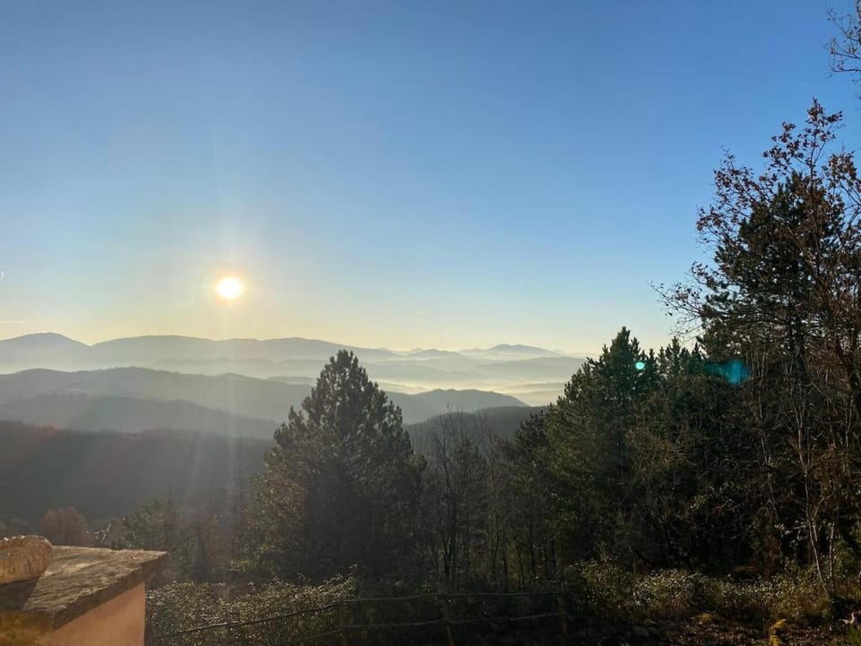 Ina Maka - Appartamento con giardino immerso nel verde House in Umbria