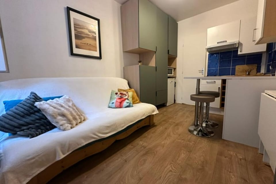 Studio for 2 close to the Big Clock Apartment in La Rochelle