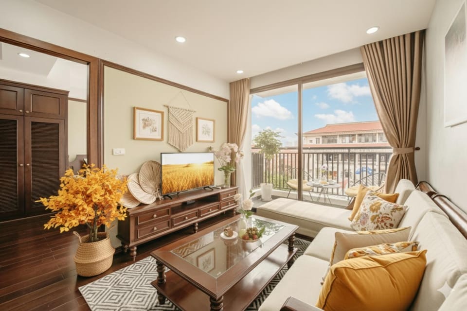 Patio, Day, View (from property/room), Balcony/Terrace, Living room, Seating area