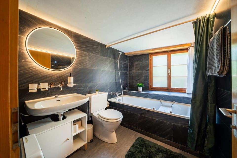 Toilet, Bathroom, Bath