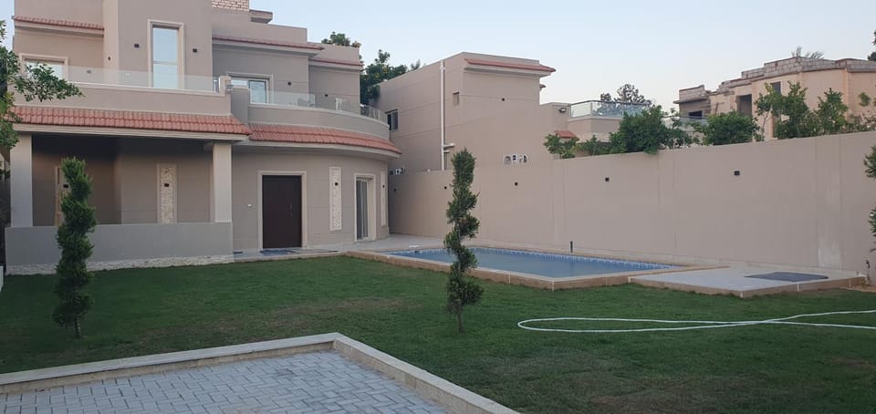 New furnitured villa with swimming pool and garden at King Mariot Villa in Alexandria Governorate