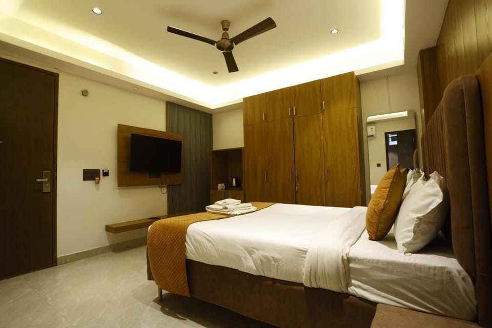 The Hoften Lotus Court, Noida Hotel in Noida