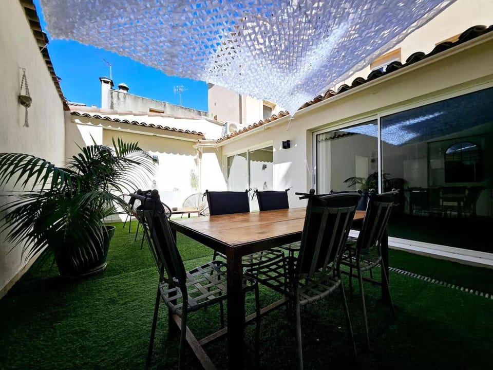 Patio, Balcony/Terrace