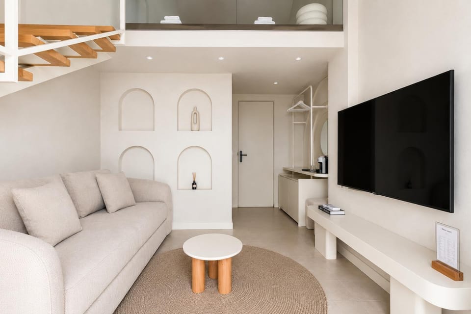 TV and multimedia, Photo of the whole room