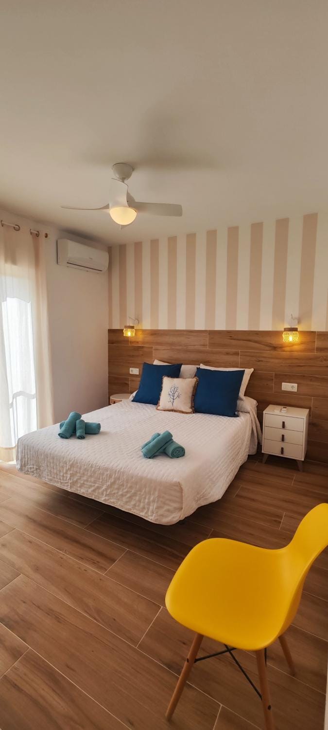 Adosado con piscina Apartment in Nerja