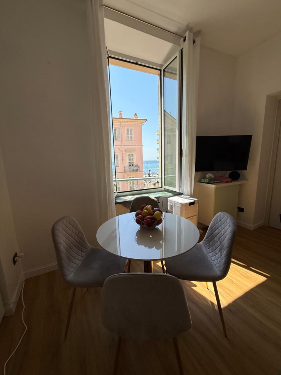 Dining area, Sea view
