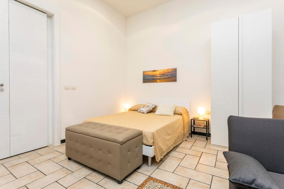 Living room, Bedroom