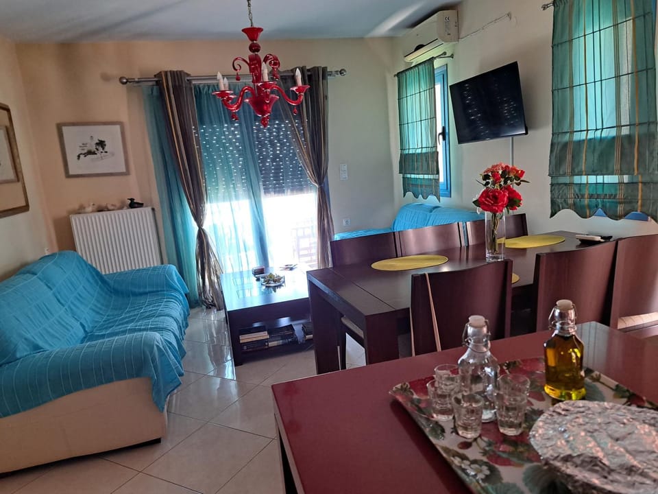 Luxury city home with sea views Apartment in Lasithi
