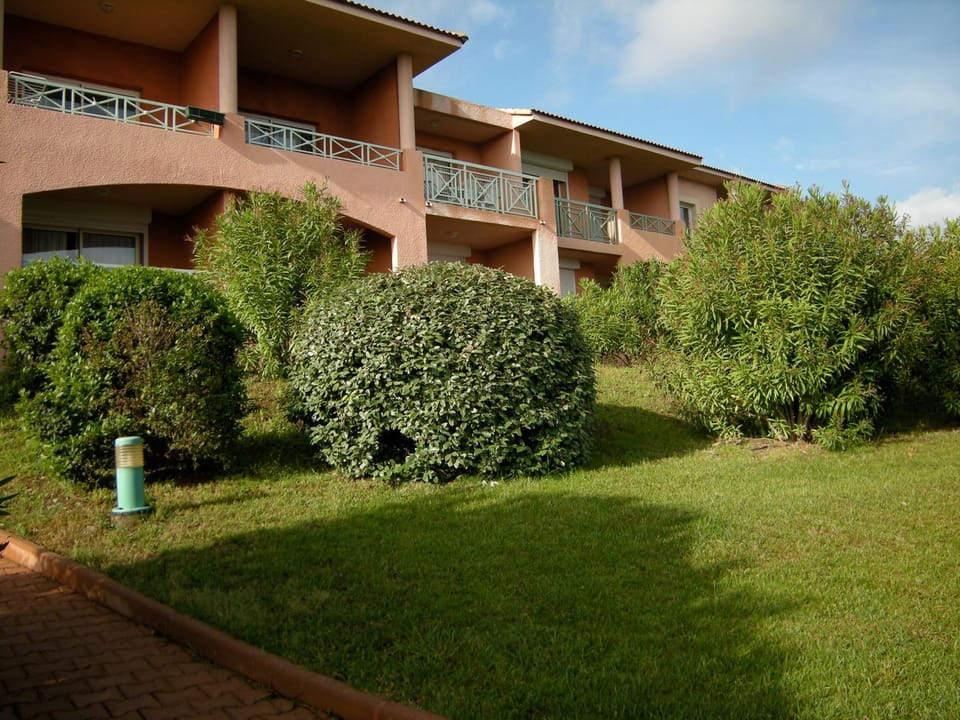 Garden, Balcony/Terrace