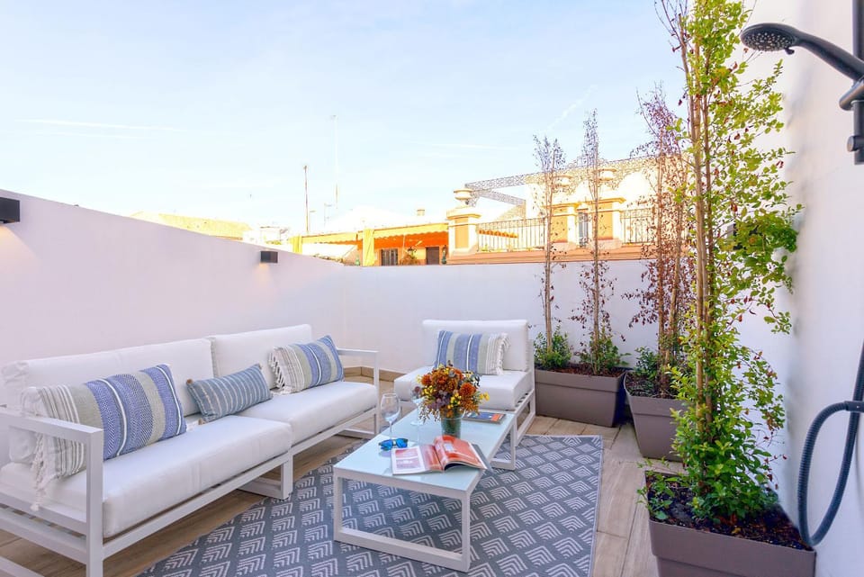 Spring, Day, Summer, View (from property/room), Balcony/Terrace, Garden view