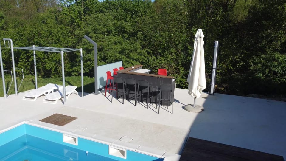 JAGI Bungalovi Mrkonjic Grad House in Bosnia and Herzegovina
