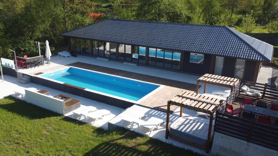 JAGI Bungalovi Mrkonjic Grad House in Bosnia and Herzegovina