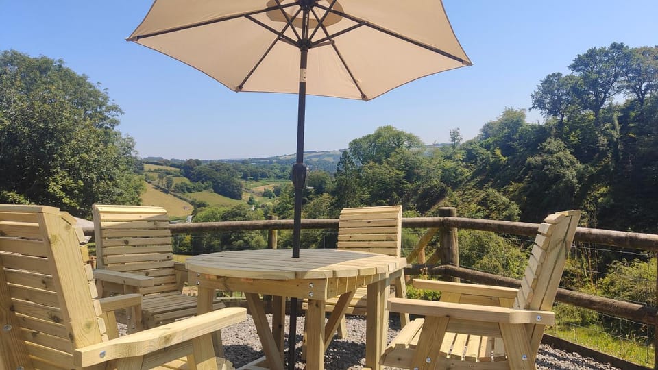 Natural landscape, View (from property/room), Balcony/Terrace, Dining area