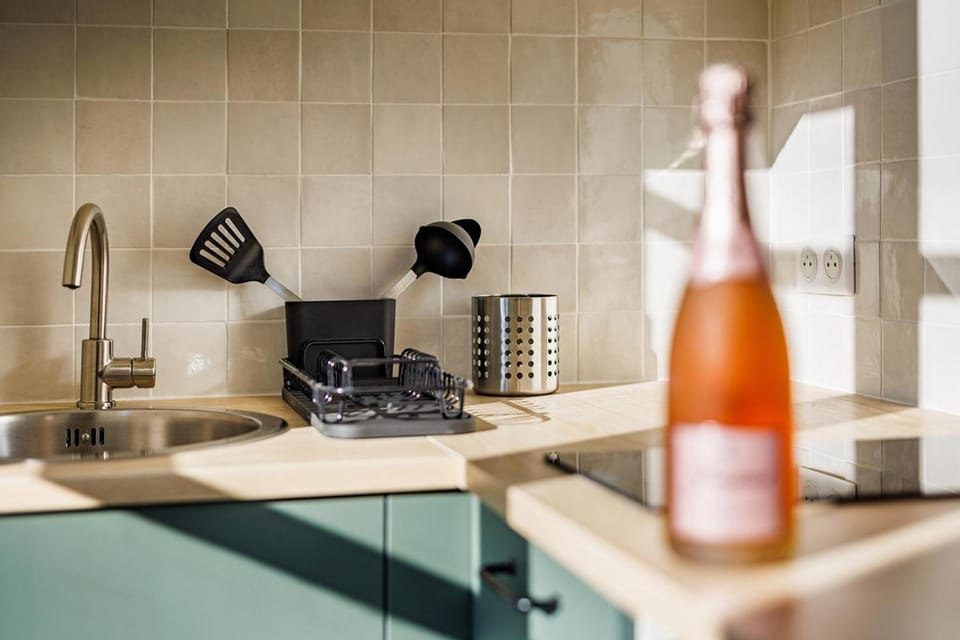 Kitchen or kitchenette, stove