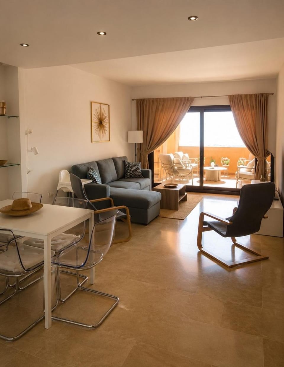 2 bedrooms sea view apartments in La Duquesa Apartment in Costa del Sol