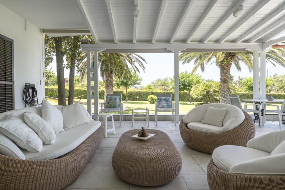 Hanioti Beachfront Paradise by Luxlikehome Villa in Halkidiki