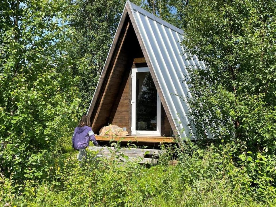 Off-Grid Glamping med Eldstad och Grillplats Luxury tent in Sweden
