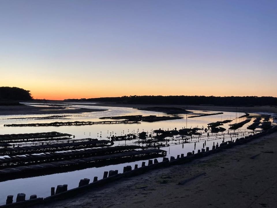 Nearby landmark, Natural landscape, Sunrise, Sunset