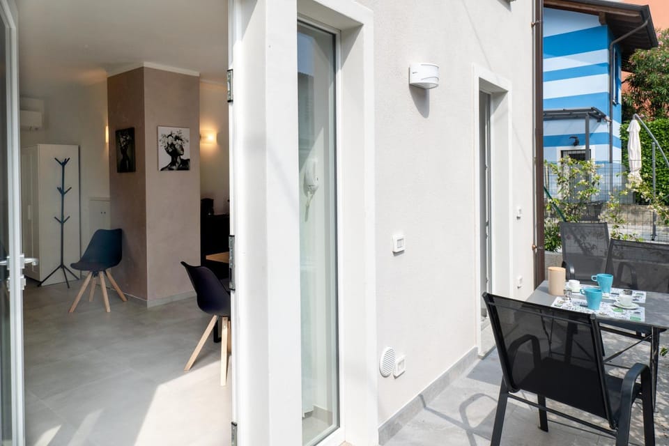 Property building, Balcony/Terrace