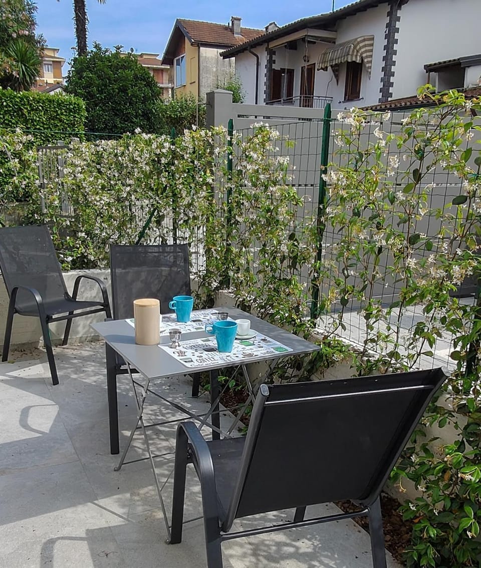 Garden, Balcony/Terrace
