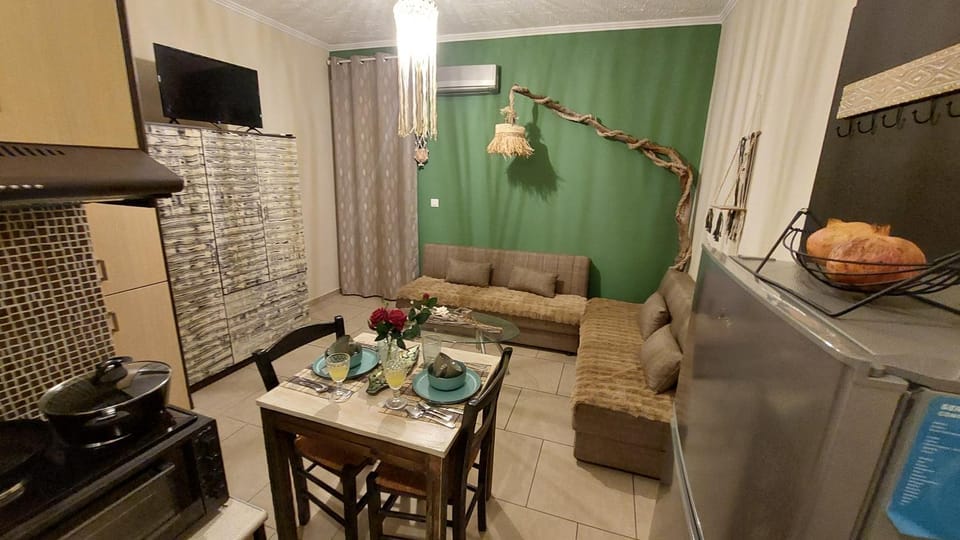 The Mastiha Spot 1 Apartment in Decentralized Administration of the Aegean