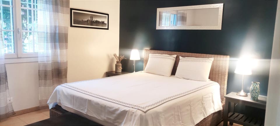 Villa jardin exceptionnel,piscine privée,climatisé Villa in Villeneuve-lès-Avignon