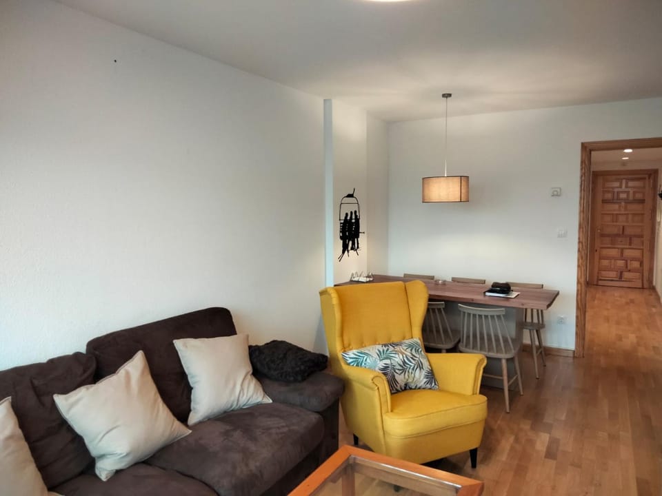 Ibón de Sarrato Apartment in Formigal