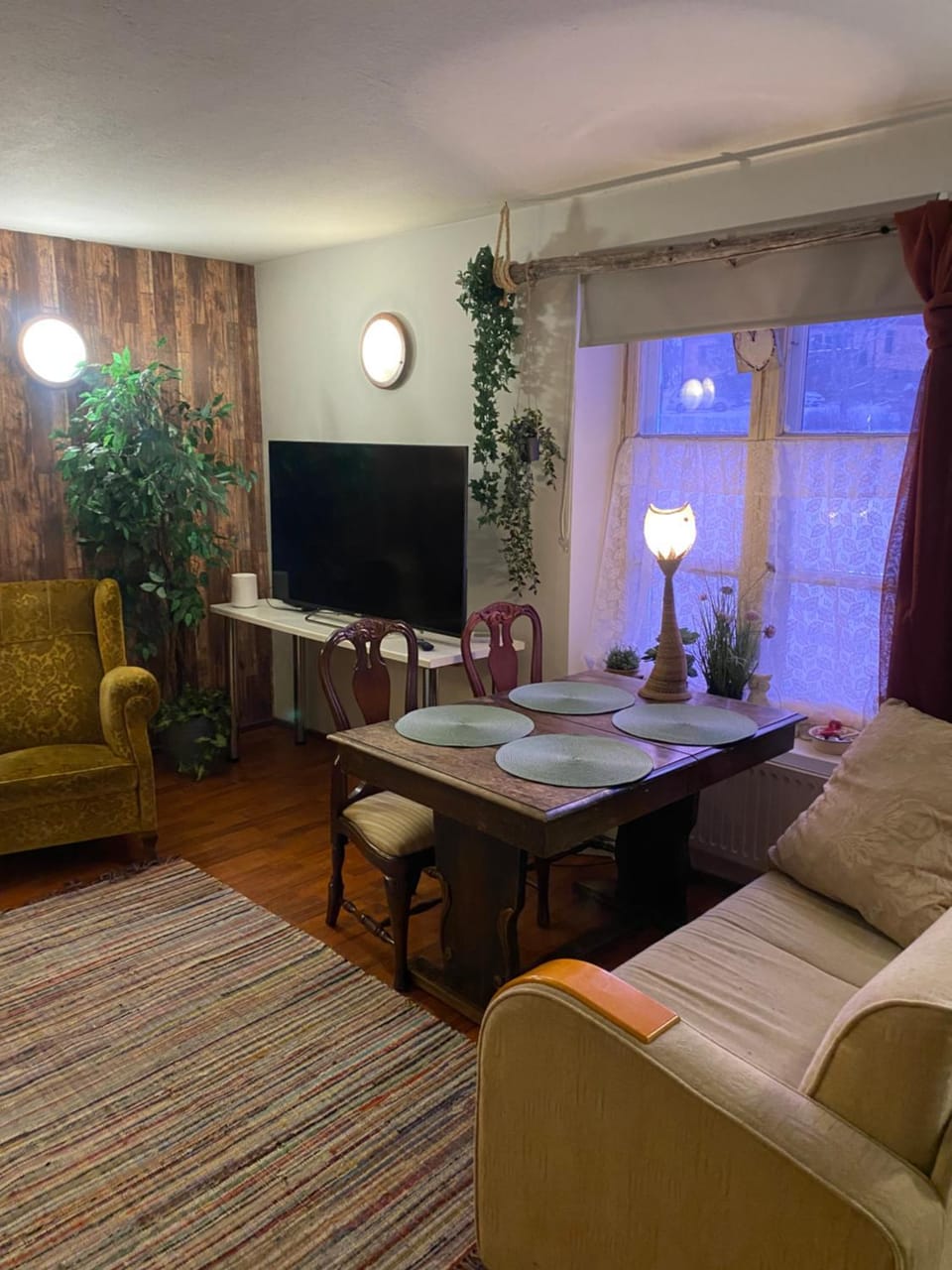 Villa Puistolan huone Bed and Breakfast in Finland
