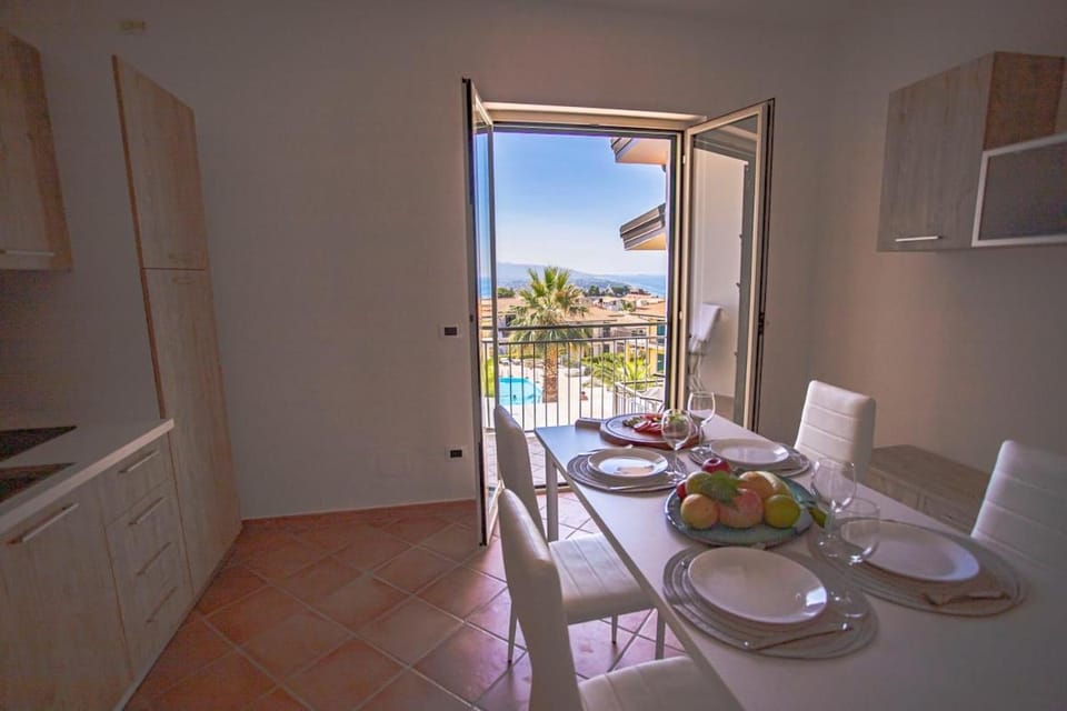 Apartment Victoria Apartment in Scalea
