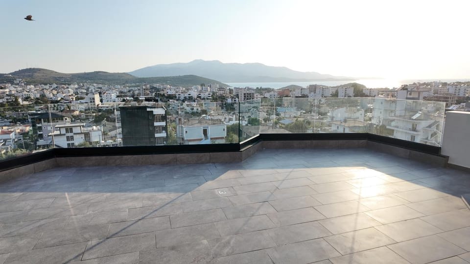 Day, View (from property/room), Balcony/Terrace, City view