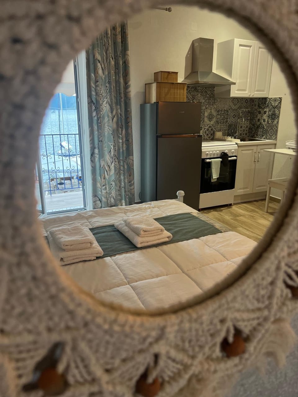 Kitchen or kitchenette, Photo of the whole room, Bedroom