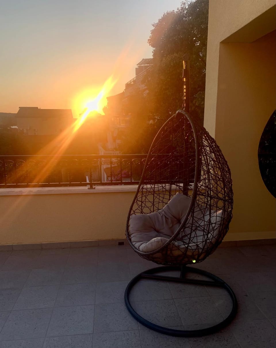 Balcony/Terrace, Balcony/Terrace