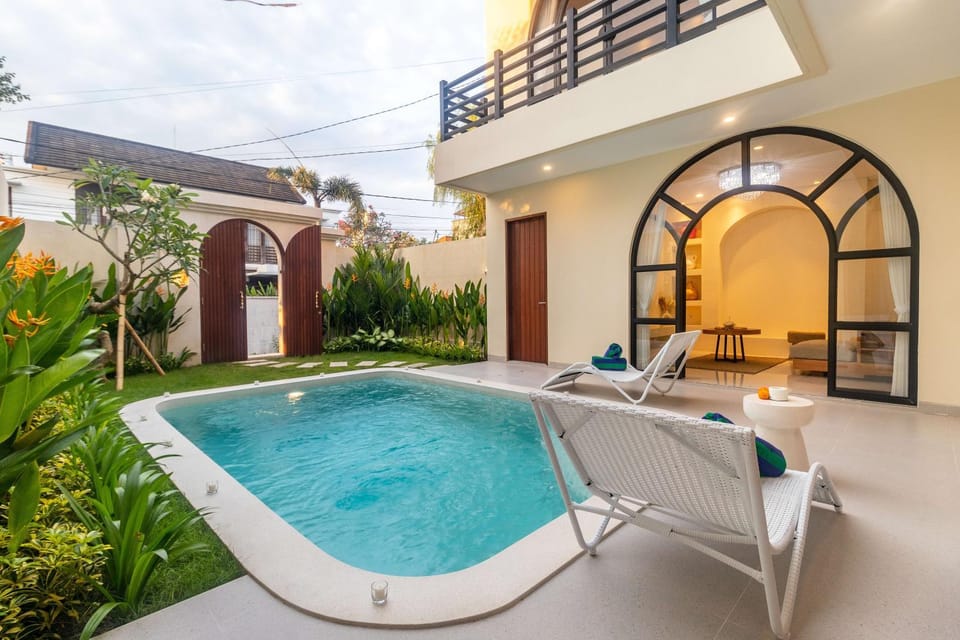 Balcony/Terrace, Pool view, Swimming pool