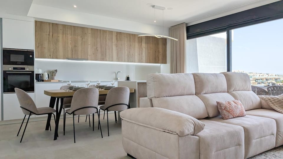 Living room, Dining area
