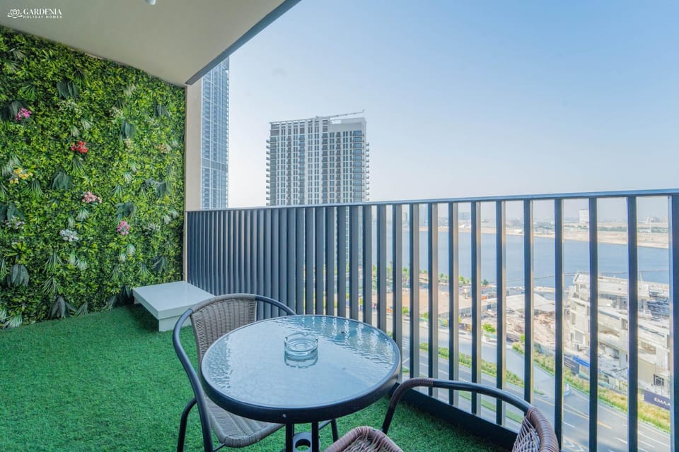 Patio, Day, View (from property/room), Balcony/Terrace, Living room, Seating area