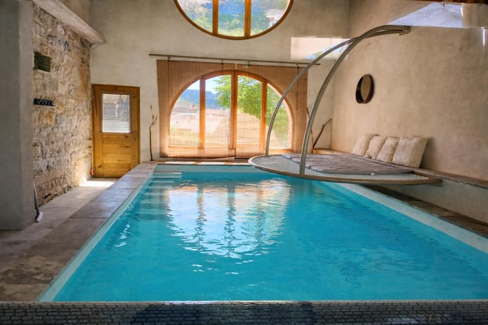 Property building, Natural landscape, Swimming pool, Breakfast