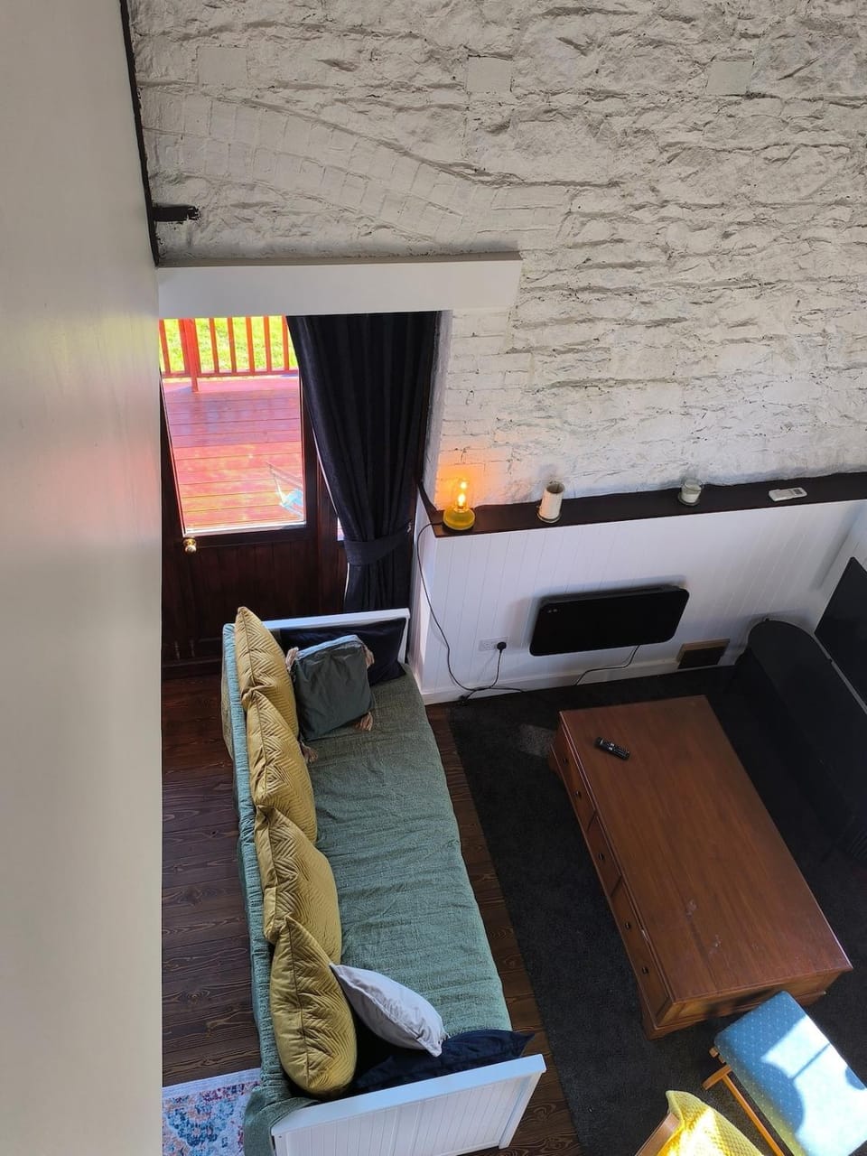 Communal lounge/ TV room, Bed, TV and multimedia, Living room, Photo of the whole room