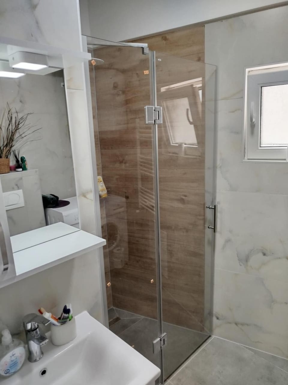 Shower, Bathroom