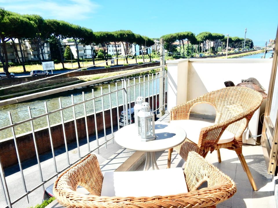 View (from property/room), Balcony/Terrace