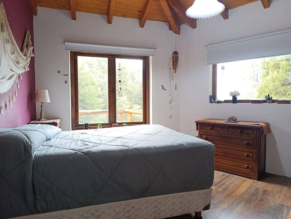 Susan Lodge Forest House in San Carlos Bariloche
