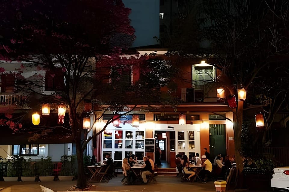Restaurant/places to eat, Entertainment