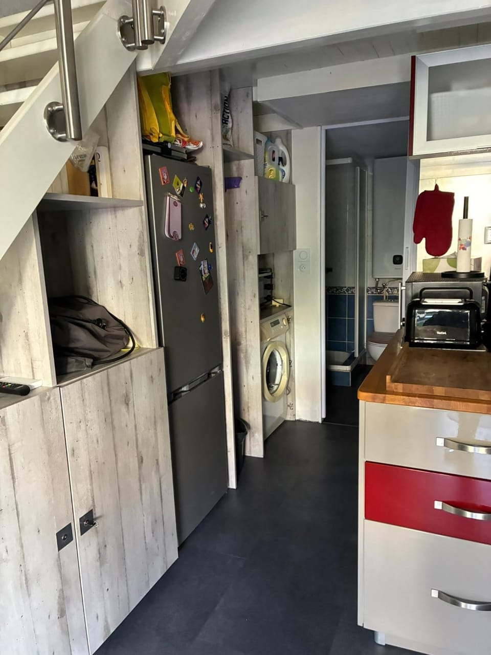 Kitchen or kitchenette, Living room