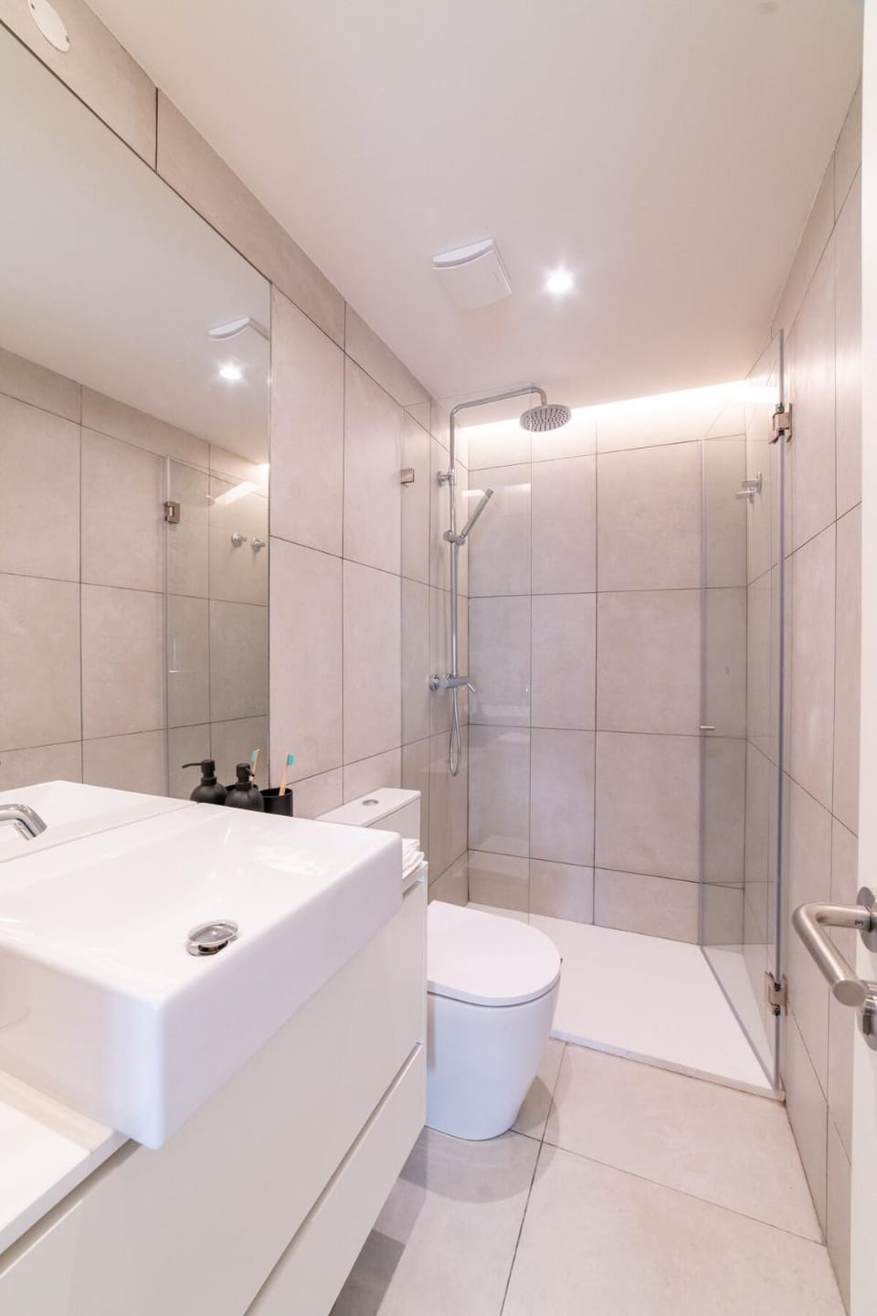 Lusíadas 53 4ºD - Beautiful River View Apartment in Lisbon