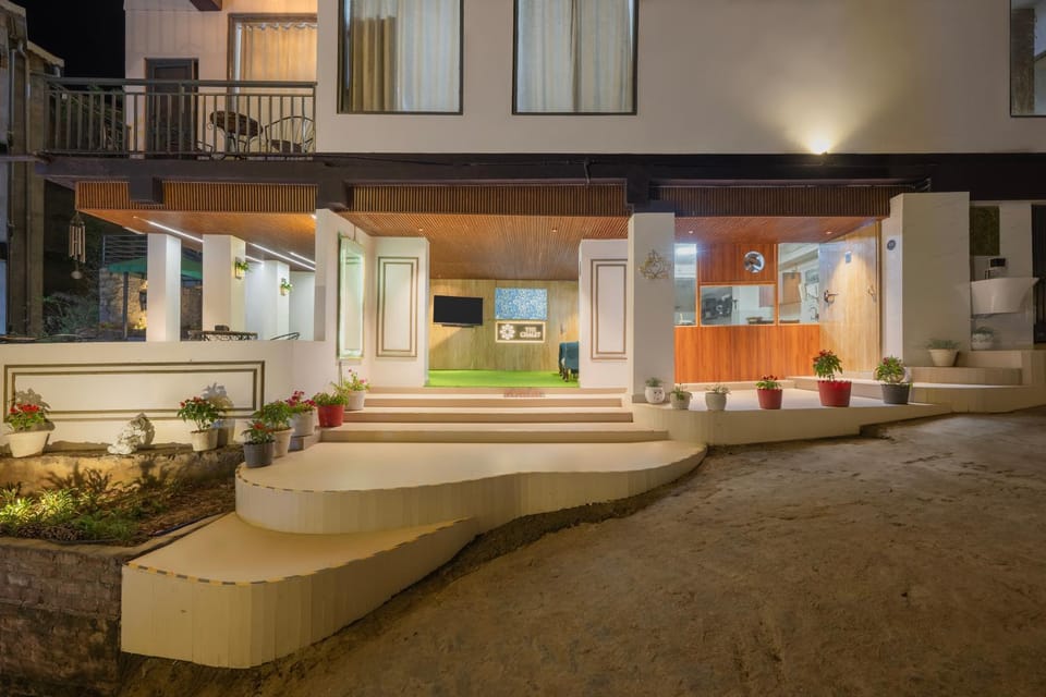 Property building, Garden