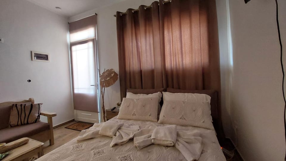 The Mastiha Spot 2 Apartment in Decentralized Administration of the Aegean