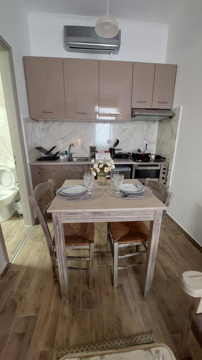 The Mastiha Spot 2 Apartment in Decentralized Administration of the Aegean